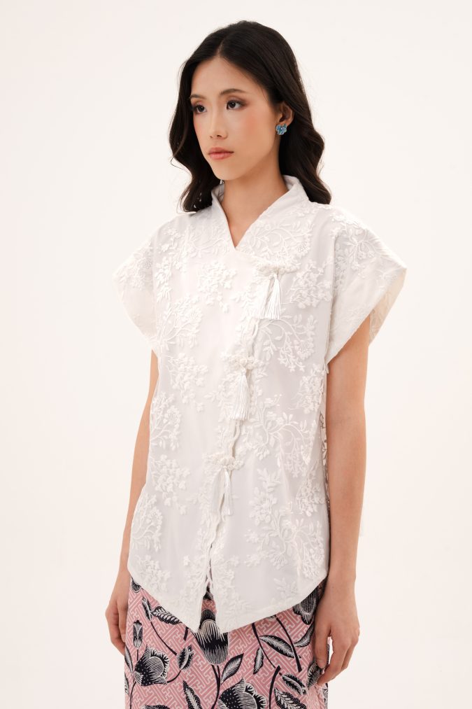 MONA LACE TOP IN WHITE