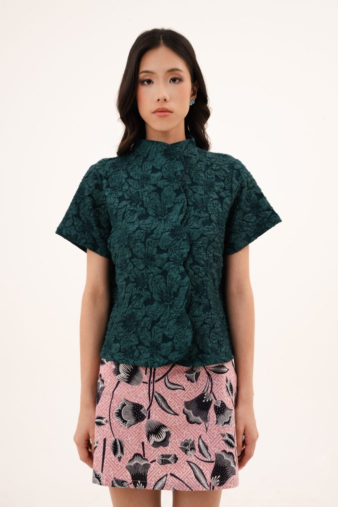 MYTA TOP IN EMERALD GREEN