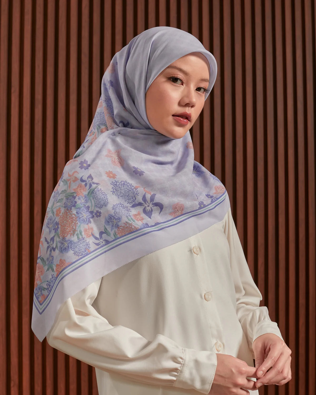 Gardenia Square Scarf - Lavender
