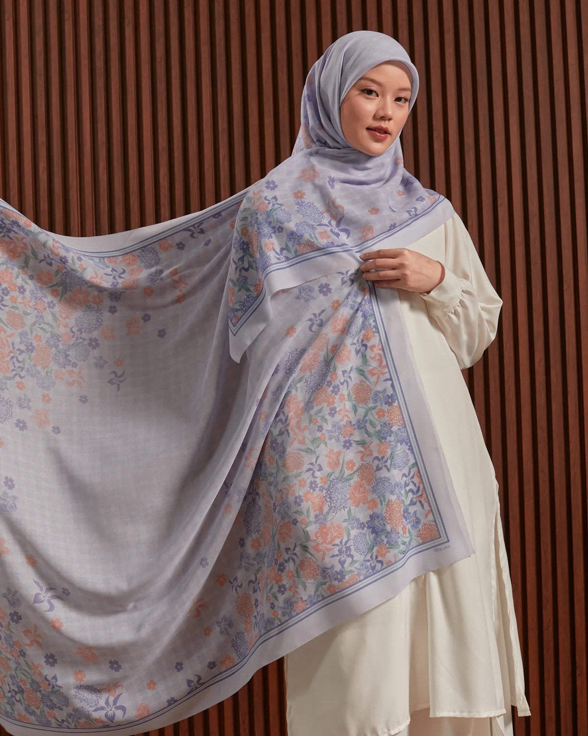 Gardenia Square Scarf - Lavender