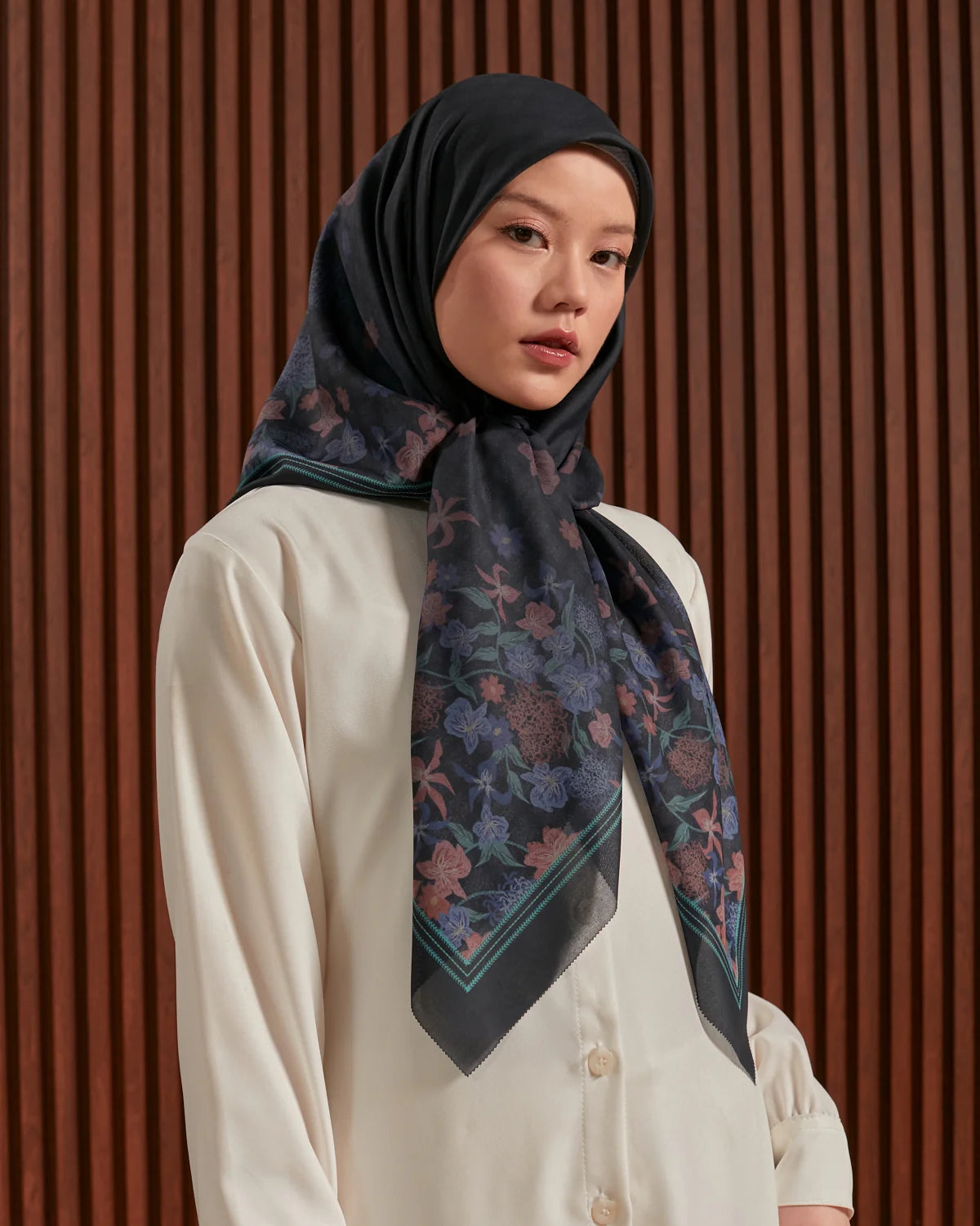 Gardenia Square Scarf - Navy