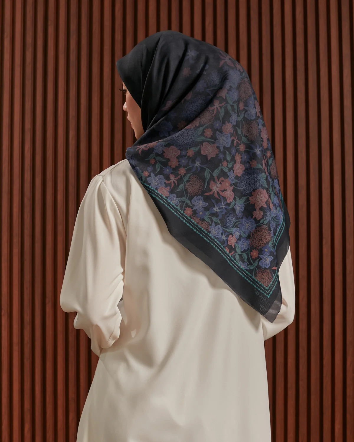 Gardenia Square Scarf - Navy