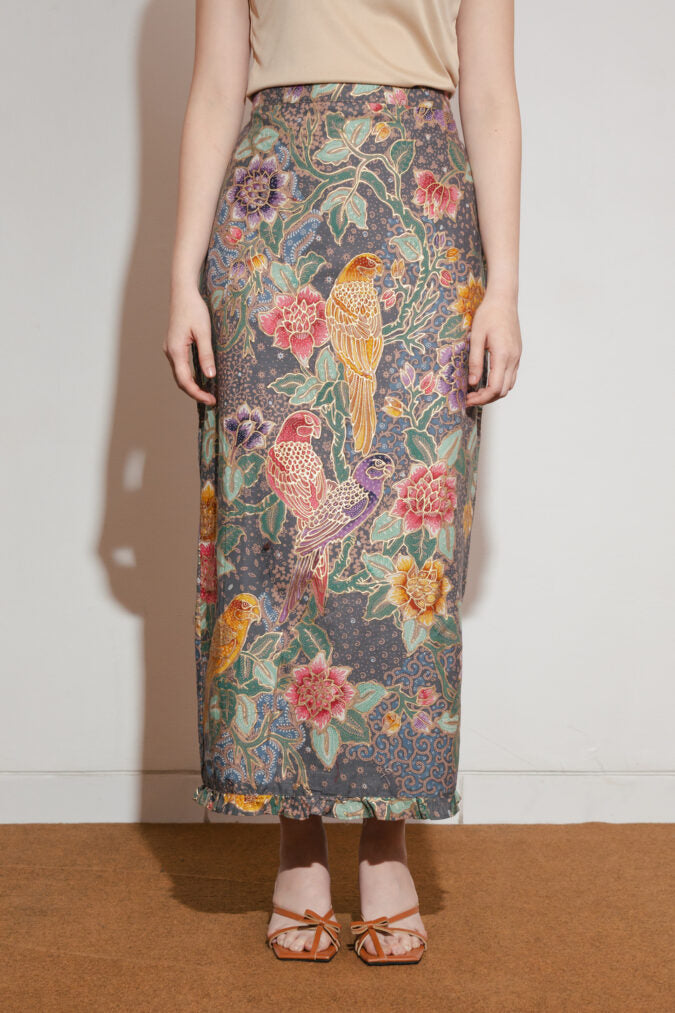 Siria Skirt In Grey + Obi Belt (Pre Order)