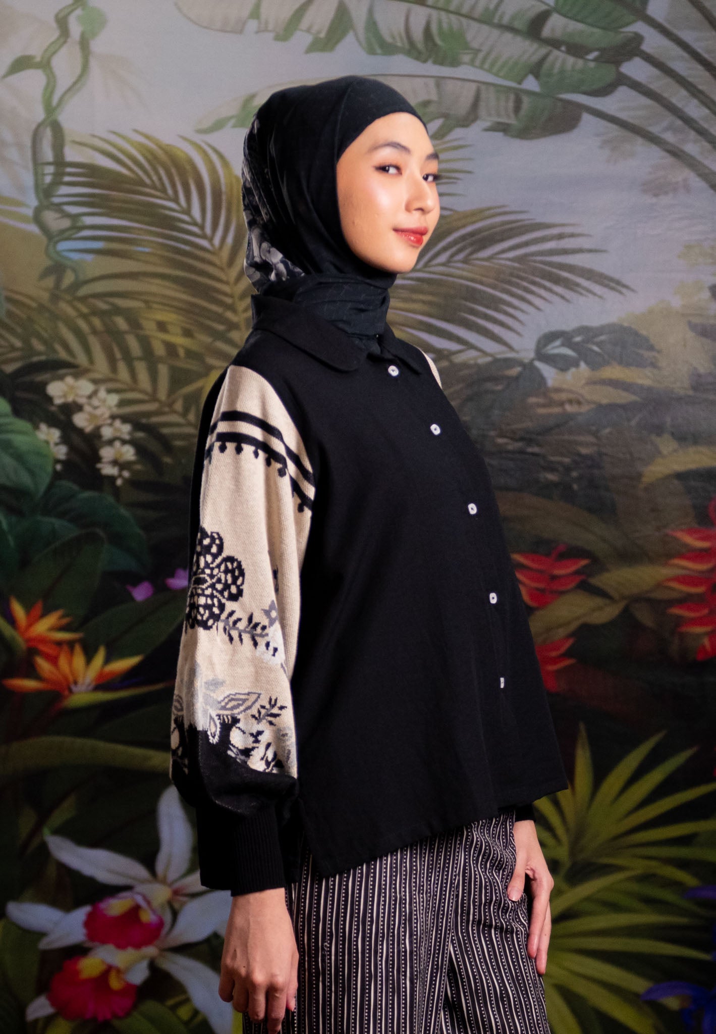 NONAETAL CELOSIA WHISPER KNIT TOP LONG SLEEVE BLACK