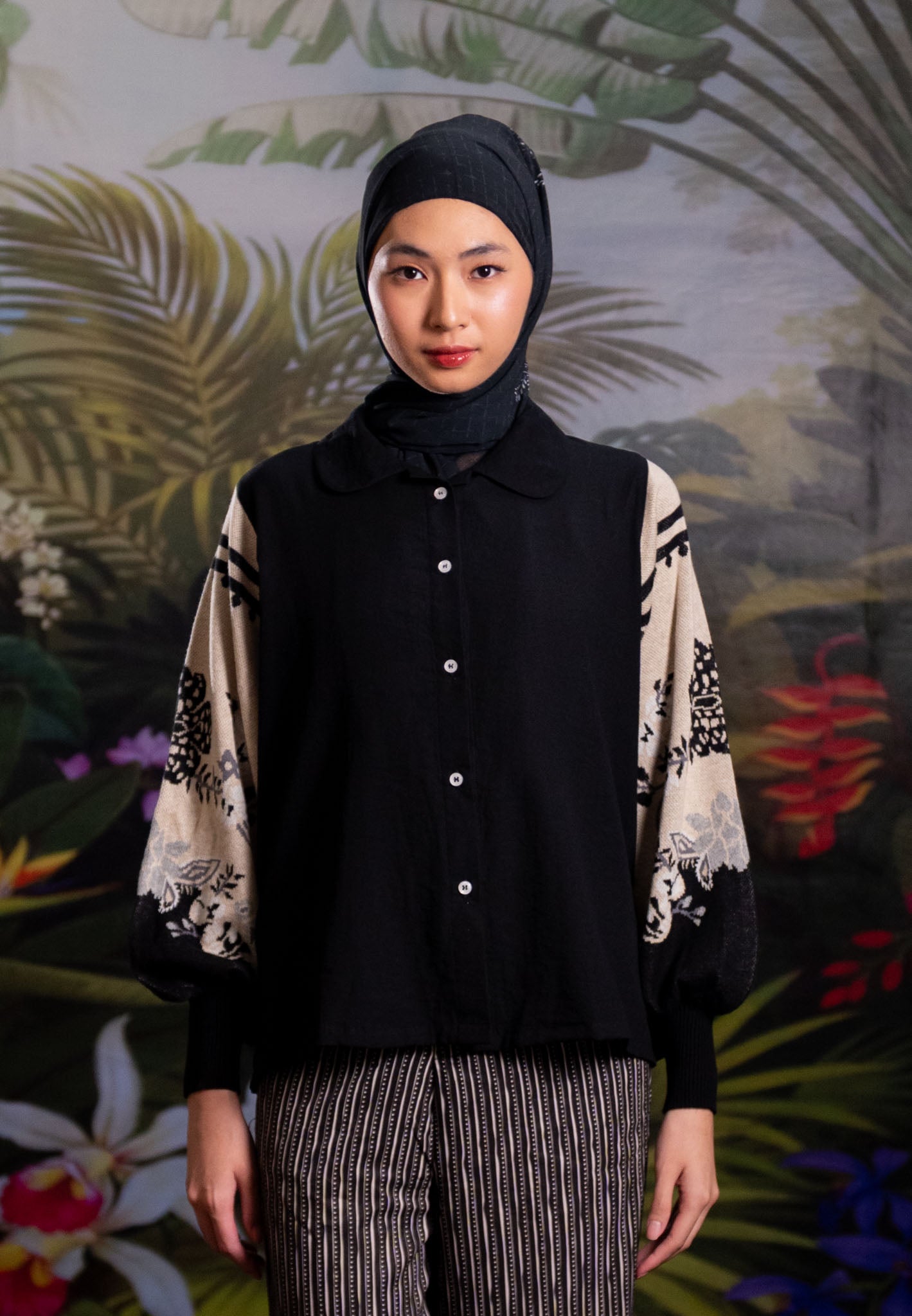 NONAETAL CELOSIA WHISPER KNIT TOP LONG SLEEVE BLACK