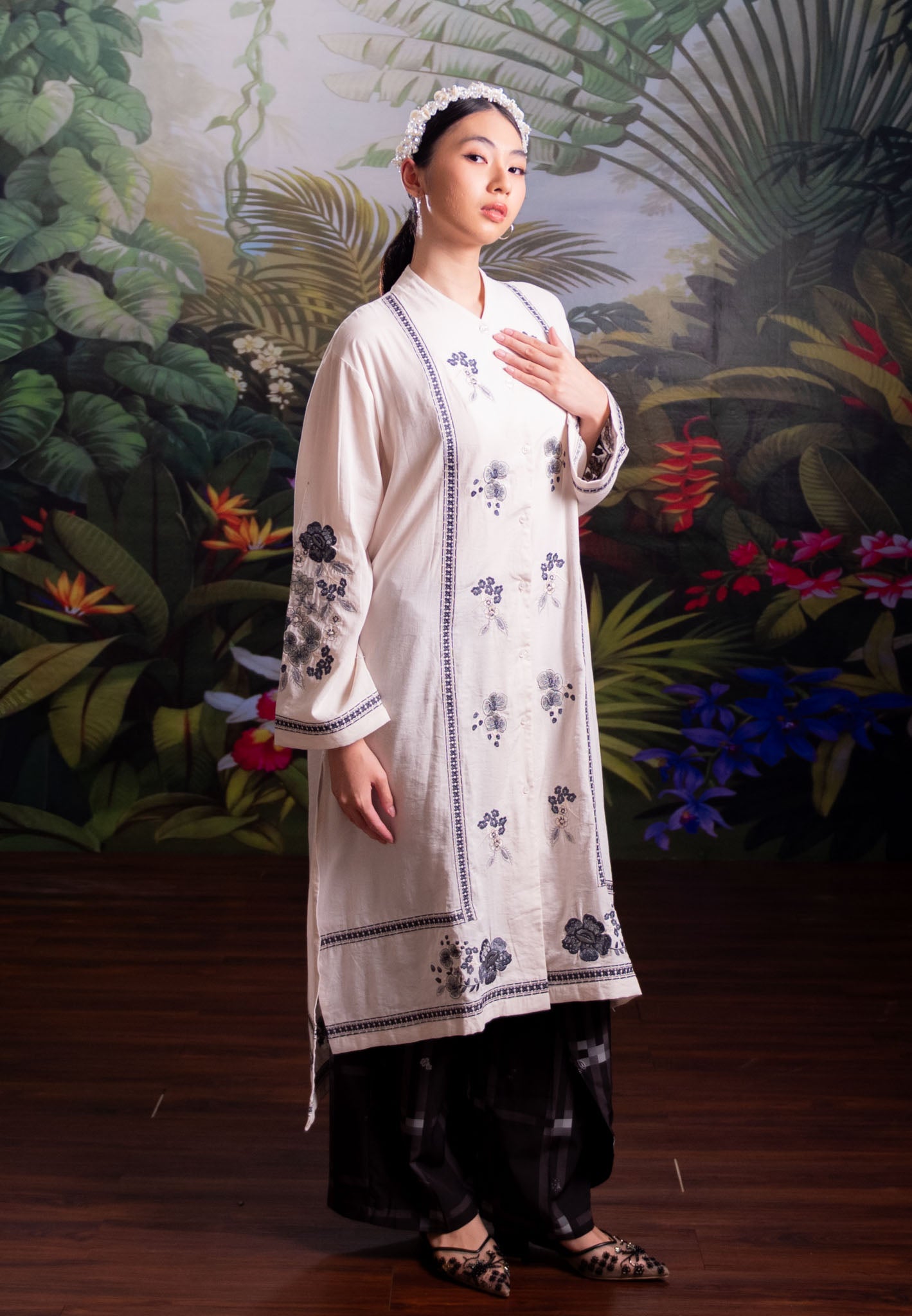 NONAETAL RAFFLESIA WHISPER TUNIC EMBROIDERY NATURAL