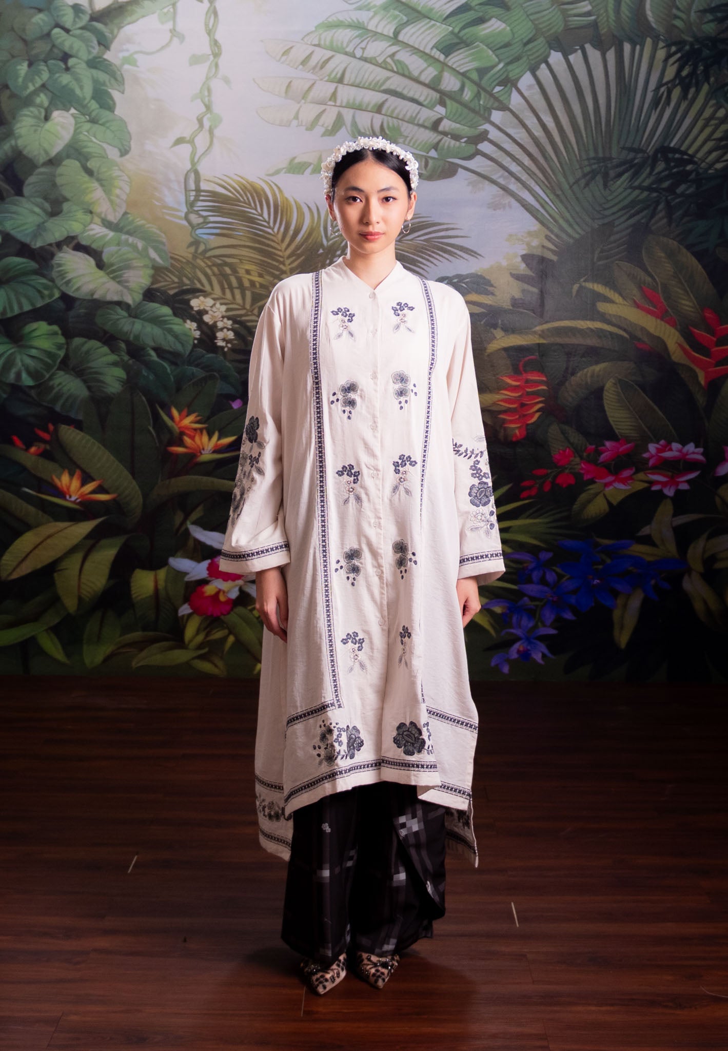 NONAETAL RAFFLESIA WHISPER TUNIC EMBROIDERY NATURAL
