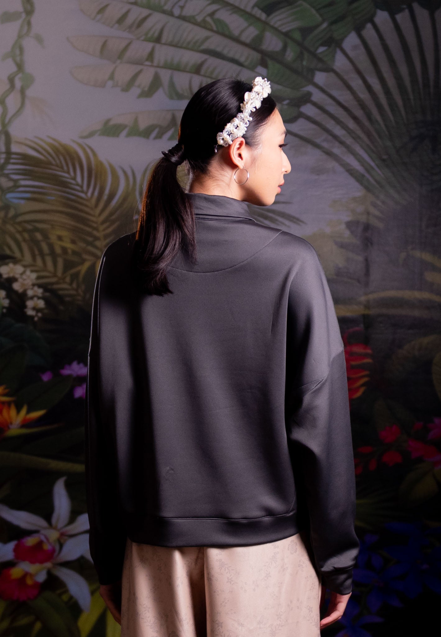 NONAETAL CATTLEYA WHISPER TOP LONG SLEEVE ASH BLACK