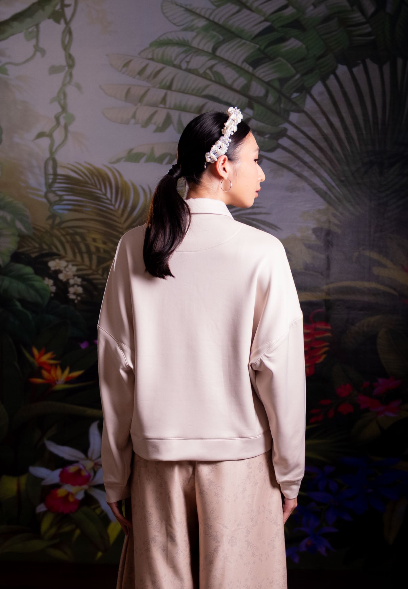 NONAETAL CATTLEYA WHISPER TOP LONG SLEEVE CREAM