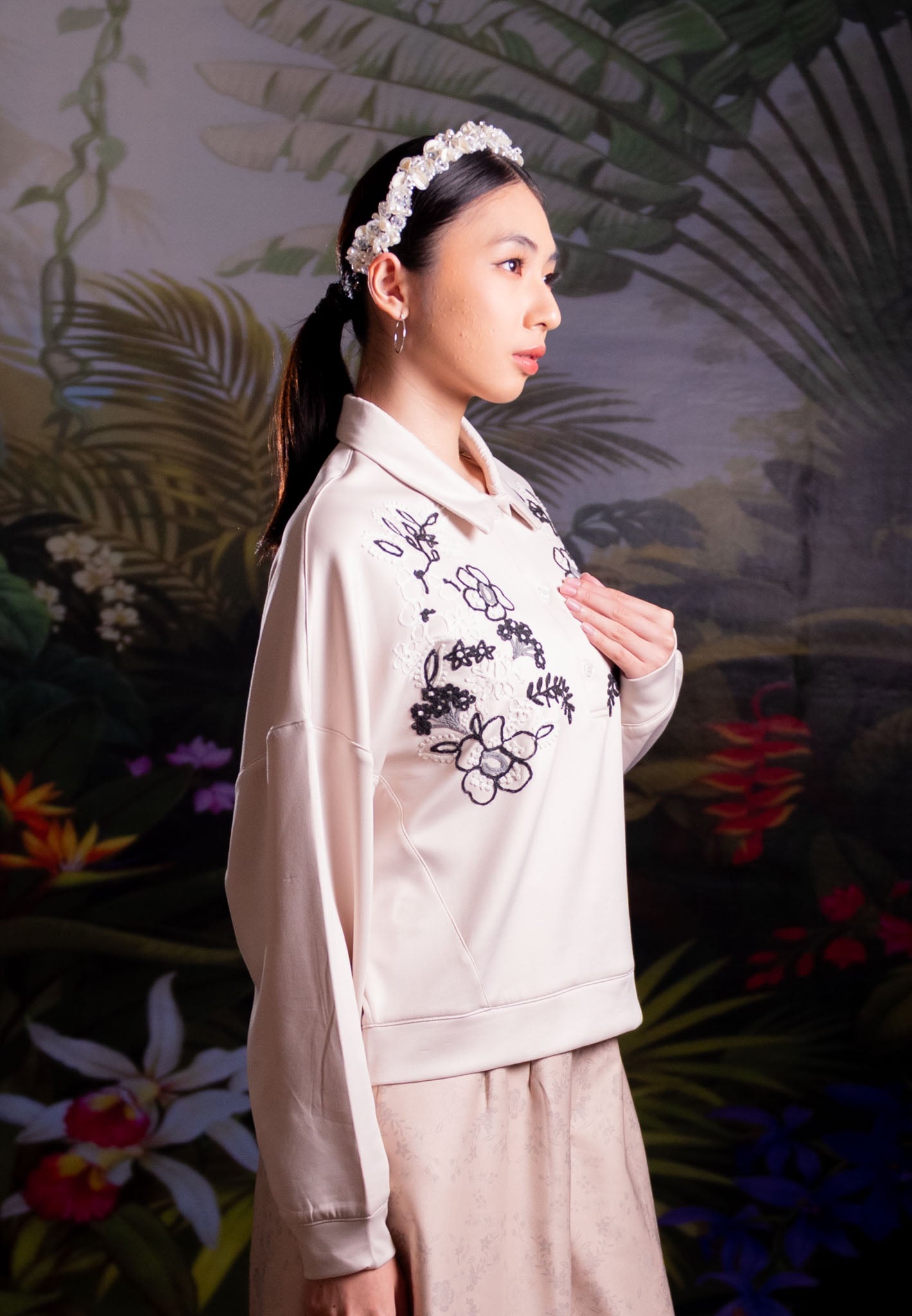 NONAETAL CATTLEYA WHISPER TOP LONG SLEEVE CREAM