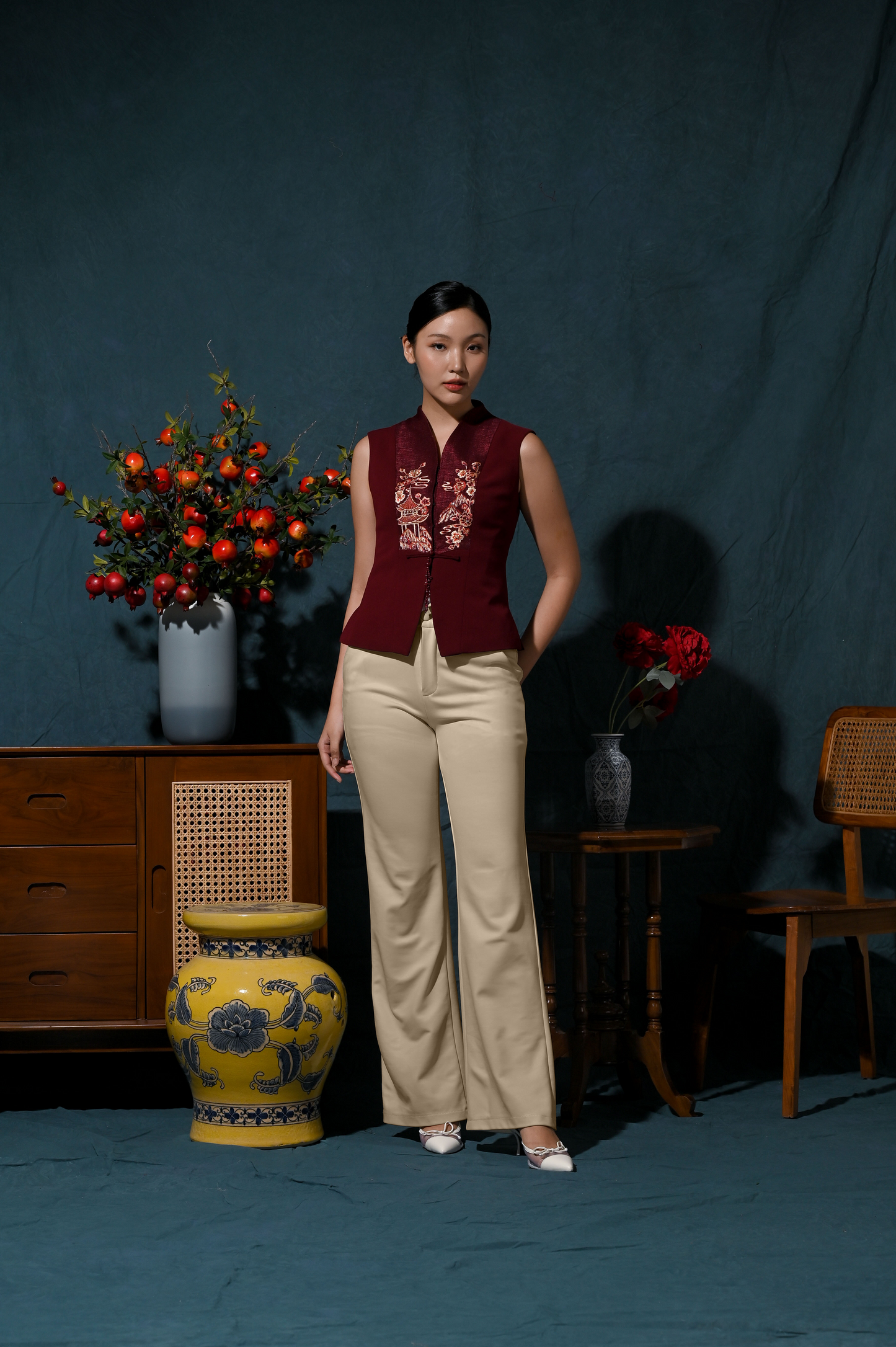 YANG TOP (PRE-ORDER)