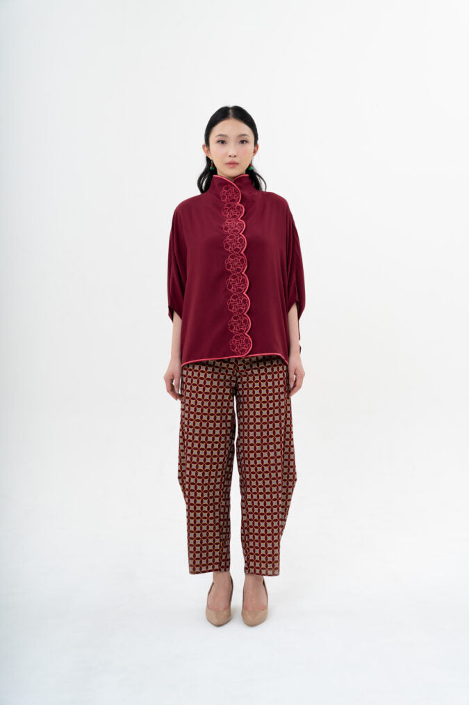 YINGHUA TOP IN MAROON